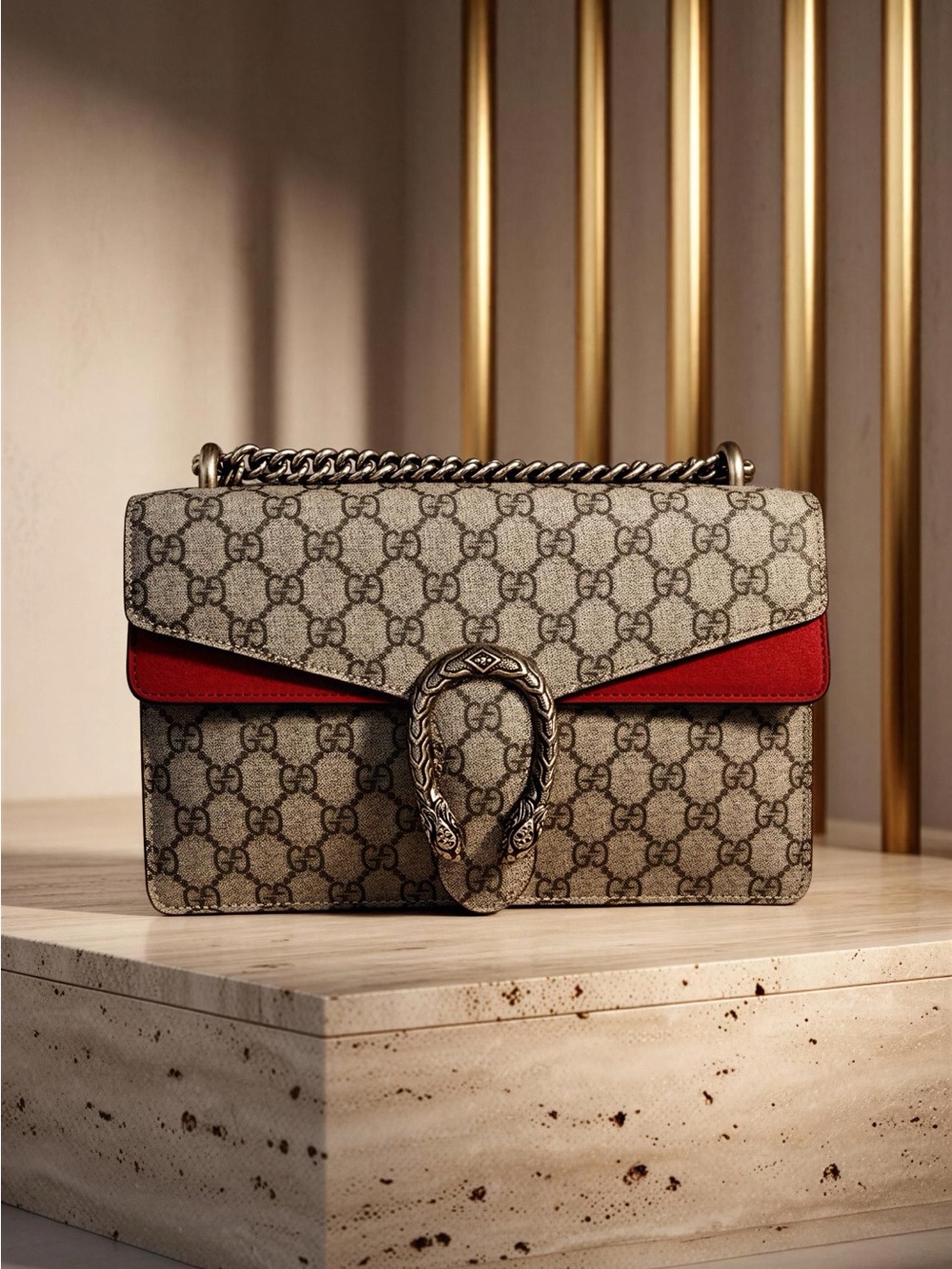 Gucci Shoulder Bag in Red and Beige GG Supreme